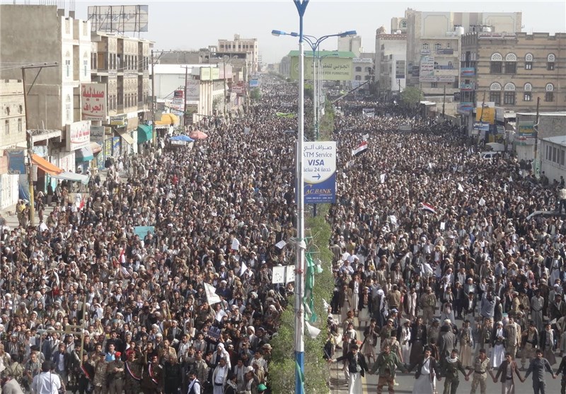 تظاهرات‌کنندگان یمنی: ملت یمن با محاصره ظالمانه تسلیم نمی‌شود