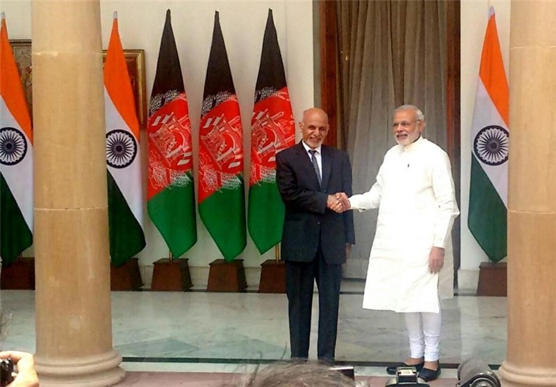 دولت کابل از عدم توانایی در حفظ توازن در روابط با هند و پاکستان رنج می‌برد