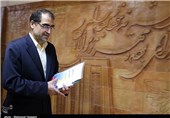 وزیر بهداشت از بیمارستان الزهرا اصفهان بازید کرد