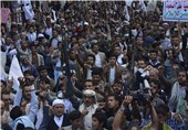 Yemenis Continue Protests against Saudi Attacks, Blockade (+Photos)