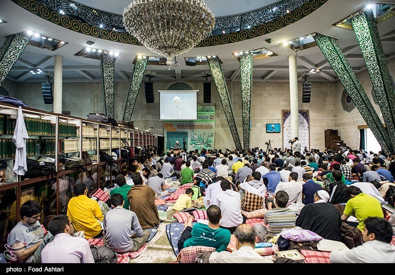 ثبت‌نام مراسم اعتکاف در مسجد دانشگاه تهران آغاز شد