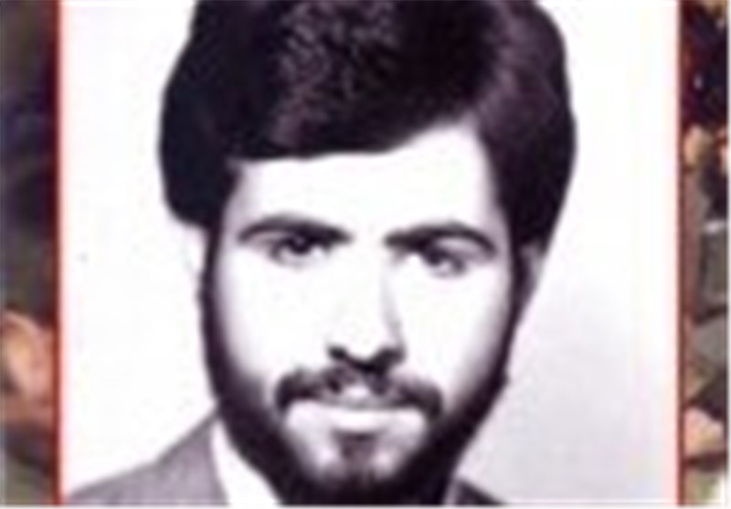 پیکر شهید مرتضی رزازیان در گلزار شهدای قزوین به خاک سپرده شد