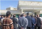 متقاضیان مسکن مهر مقابل دادگاه کرمان تجمع کردند