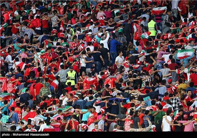 دیدار تیم های فوتبال پرسپولیس ایران و بنیادکار ازبکستان