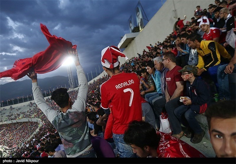 هدایتی پرسپولیسی‌ها را سکه‌باران کرد