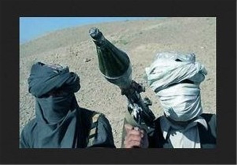 طالبان با همکاری یک سرباز افغان 10 نظامی ارتش افغانستان را کشتند
