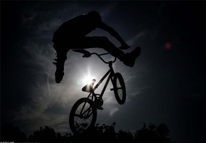 اولین دوره رسمی مسابقات دوچرخه سواریBMX + تصاویر