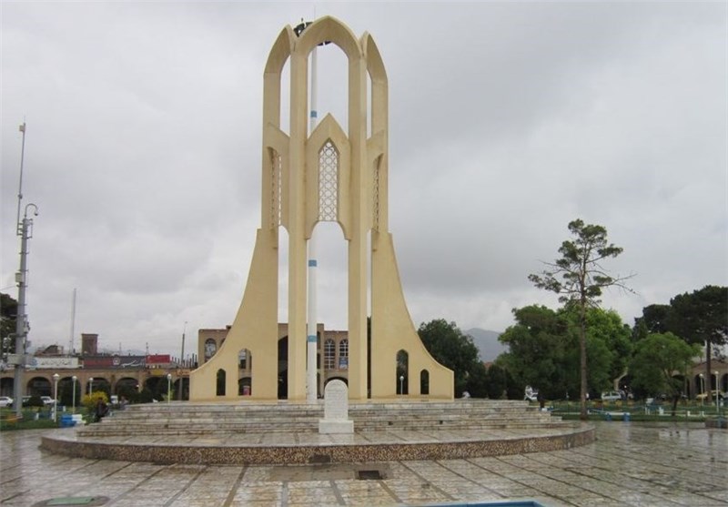 مسجد جامع، مجموعه گنجعلیخان و میدان ارگ نورپردازی می‌شود