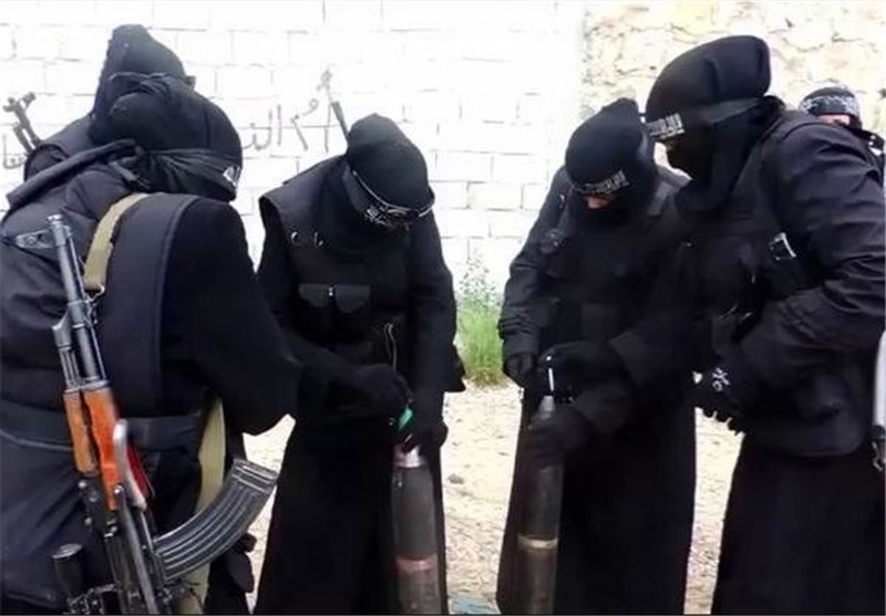 تصاویر گشت بازرسی داعش در بازار رقه سوریه