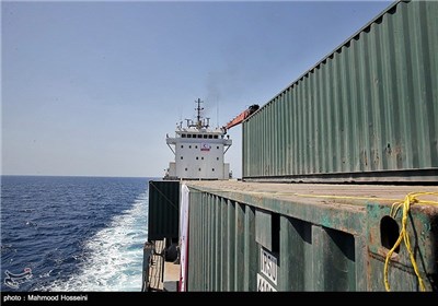 حرکت کشتی نجات ایران در آب‌های آزاد به سمت یمن