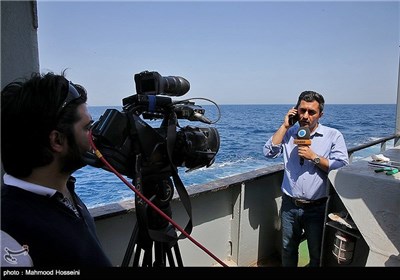 حرکت کشتی نجات ایران در آب‌های آزاد به سمت یمن