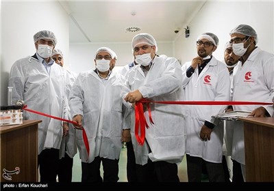  Iran Displays New Domestically-Made Medicines