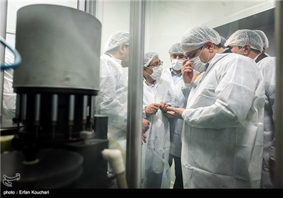  Iran Displays New Domestically-Made Medicines