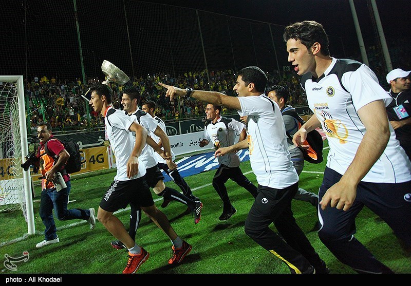 Photos: Isfahan's Sepahan Football Team Wins Iran Pro League Trophy - Photo  news - Tasnim News Agency