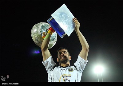 Isfahan’s Sepahan Football Team Wins Iran Pro League Trophy 