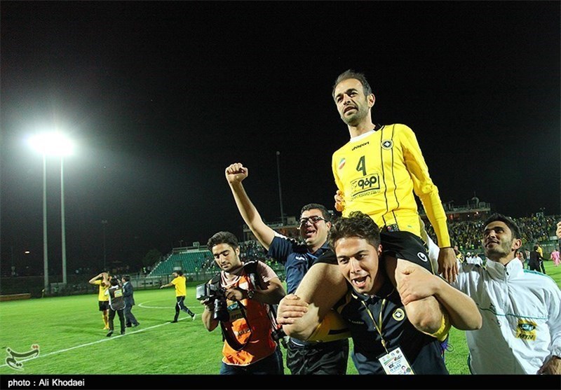 نویدکیا امروز از فوتبال خداحافظی می‌کند/ درخواست طاهری از محرم