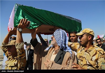 Bodies of Martyrs of Iraqi Imposed War on Iran Return Home