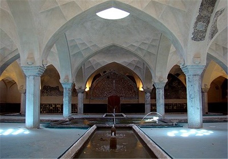 حمام شیخ بهایی و مدرس ابن‌سینا در اصفهان احیا می‌شود