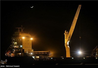 Iran's Yemen-Bound Aid Ship Docks in Djibouti