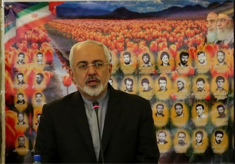 ظریف: مردم ایران با تهدید، تحریم و فشار از نظام جدا نمی‌شوند