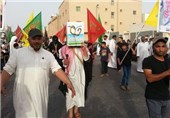 Demonstrators in Saudi Arabia Condemn Terrorist Attack on Shiite Mosque