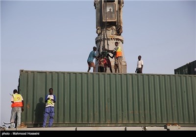 Iranian Ship Unloading Humanitarian Cargo in Djibouti