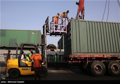 Iranian Ship Unloading Humanitarian Cargo in Djibouti