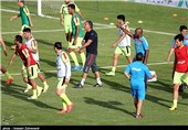 Queiroz Names 23-Man Squad for Uzbekistan Friendly