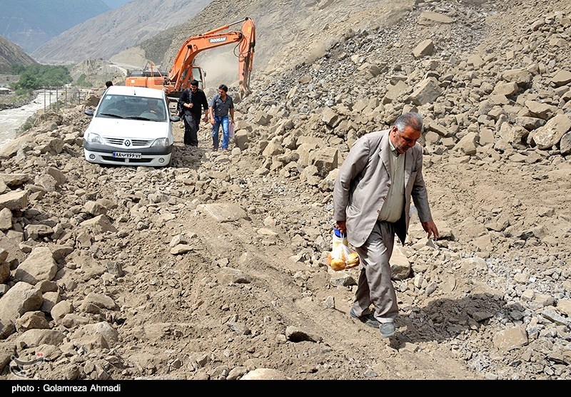 کم‌توجهی مسئولان به ایمن‌سازی پرترددترین جاده شمال ایران/ چرا جاده هراز چهاربانده نمی‌شود؟