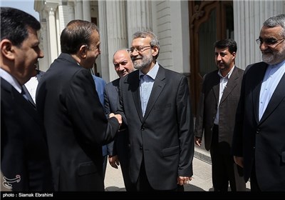 Iranian, Syria Parliament Speakers Meet in Tehran 