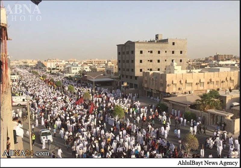 تشییع باشکوه شهدای &quot;دمام&quot; با حضور هزاران نفر از شیعیان عربستان + تصاویر