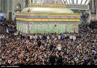 Leader Addresses Ceremony Marking Anniversary of Imam Khomeini’s (RA) Demise 