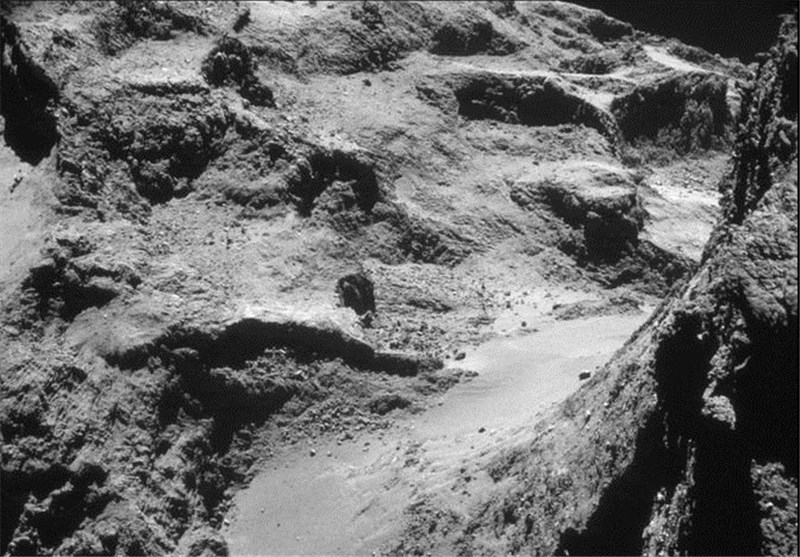 تصاویر دیدنی «روزتا» از سطح یک دنباله‌دار