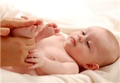 ماساژ نوزادان به توسعه ذهنی و جسمی آنها کمک می‌کند