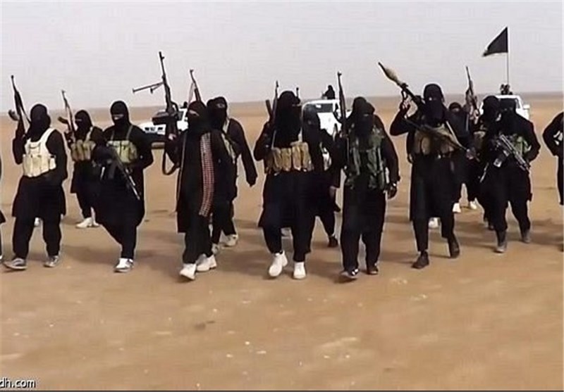 انبار پول داعش + عکس