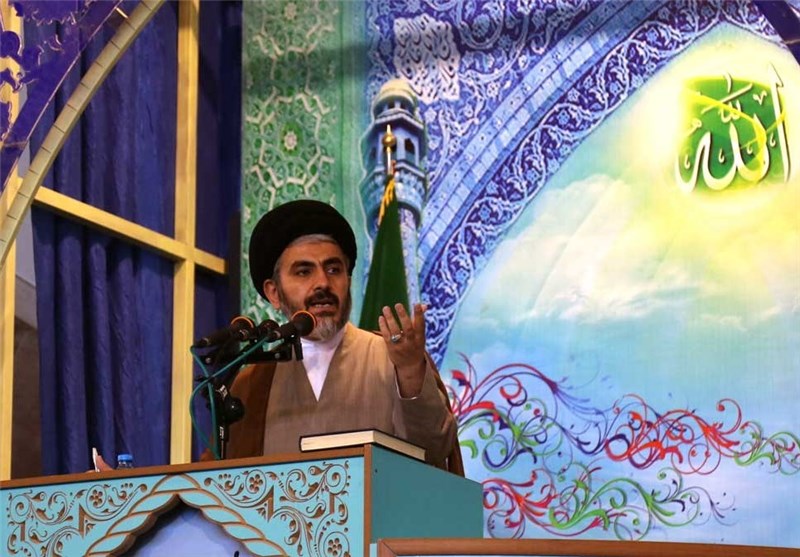 توطئه‌گران به دنبال دو قطبی کردن ملت ایران در جریان انتخابات هستند