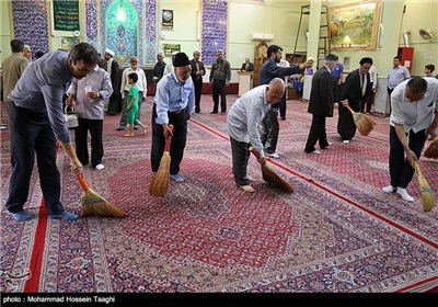 Iranian People Preparing for Holy Month of Ramadan