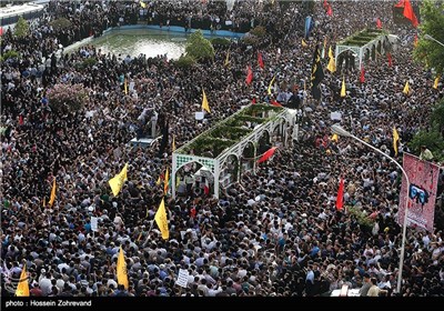 Iran Holds Massive Funeral for 270 Martyrs