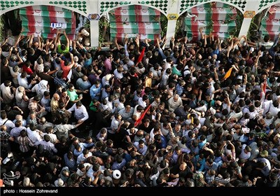 Iran Holds Massive Funeral for 270 Martyrs