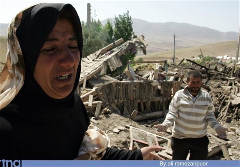 &quot;بی‌خانمان و مقروض&quot; حال و روز این روزهای بازماندگان زلزله آذربایجان