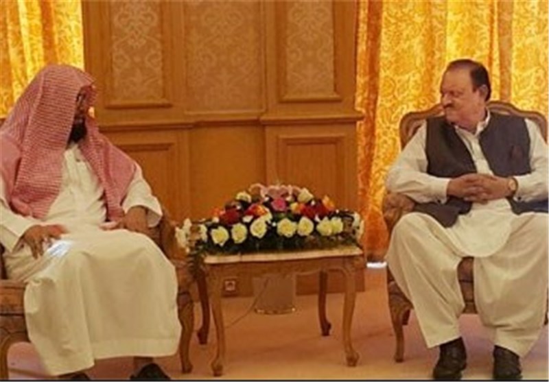 رئیس‌جمهور پاکستان به عربستان سفر کرد