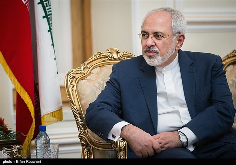 Iran to Protect Rights of Victims of Saddam&apos;s Chemical Weapons: Zarif