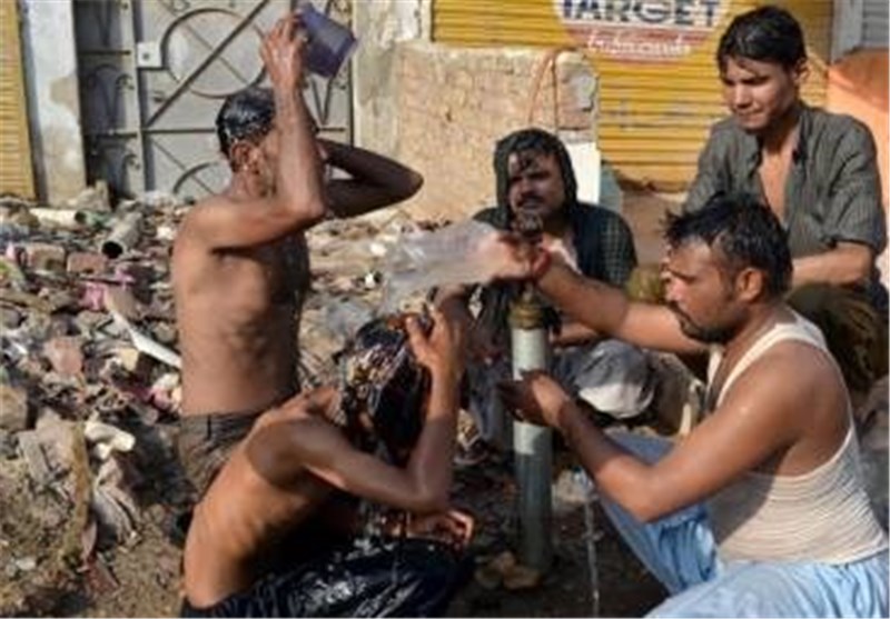 هشدار اداره هواشناسی پاکستان در مورد آغاز گرمای شدید در شهر کراچی