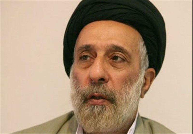 واکنش به کناره‌گیری روحانی از انتخابات 96/ دولت برای جلب نظر مردم مشکلات اقتصادی را حل کند