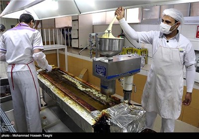 کارگاه پخت و پز زولبیا و بامیه - مشهد