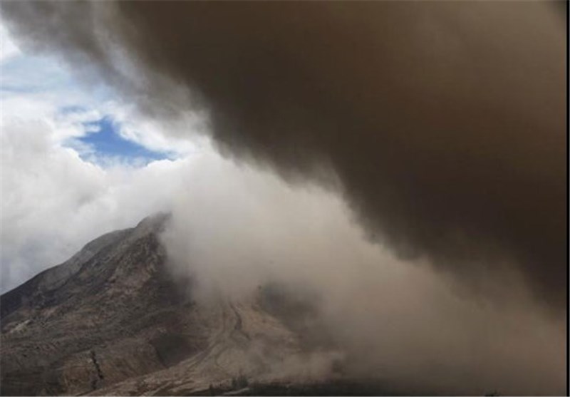 تصاویر آتشفشان سینابانگ در اندونزی