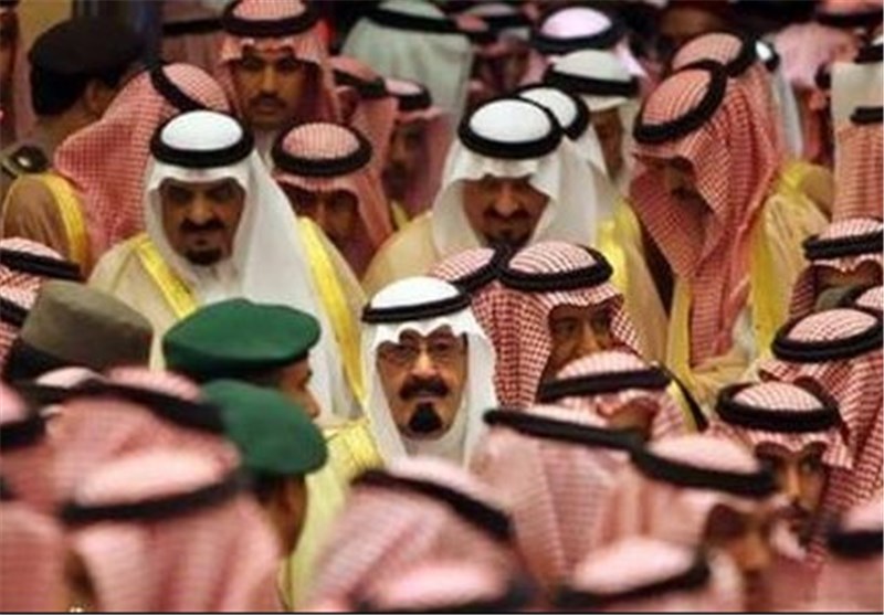 اعتراف آل سعود درباره فتوای تاریخی امام: آقای فهد، برو جماران و دست و پای خمینی را ببوس