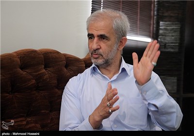  ابویی: ظلم این دولت به مردم و اقتصاد ایران، نگاه دست چندمی به قاچاق کالا بود/قاچاق خروجی، چند برابر شده است 