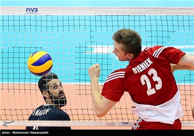 Iran Defeated by Poland Volleyball Team 3-1 in FIVB Match