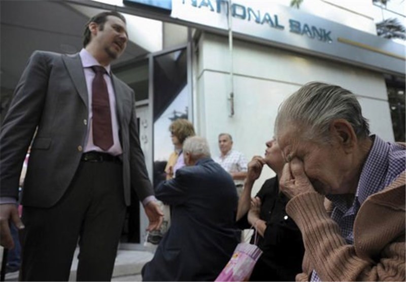 تصاویر تعطیلی بانک ها در یونان